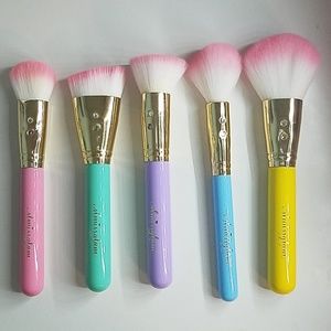 BRUSH SET